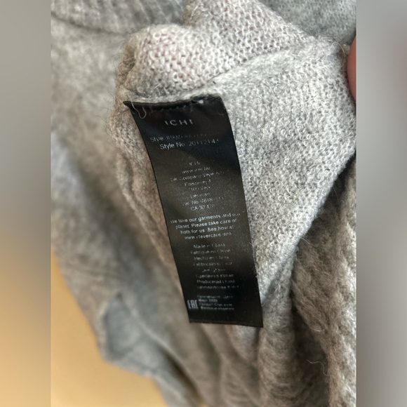 ✌️4 for $20✌️ Ichi oversized drapey sweater - Picture 6 of 9